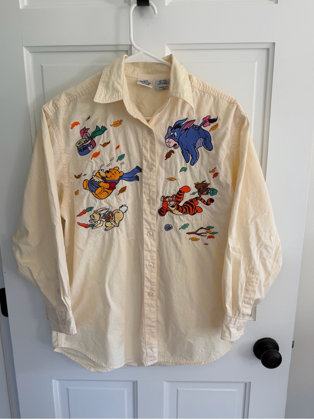 Vintage 90s Disney Store Winnie the Pooh Friends Embroidered Shirt S